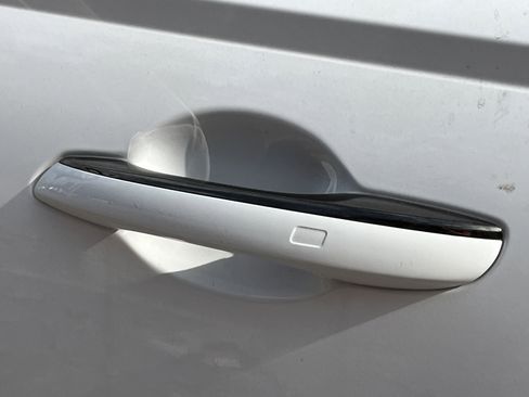 Used 2025 Genesis GV70 3.5T Sport w/ Sport Advanced Package image 34