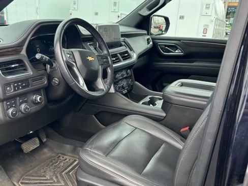 Used 2023 Chevrolet Tahoe LT w/ Luxury Package image 2