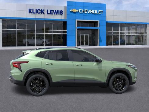 New 2026 Chevrolet Trax ACTIV FWD image 5