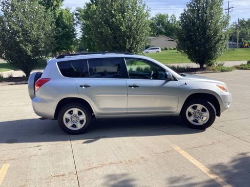 Used 2007 Toyota RAV4 4WD image 7