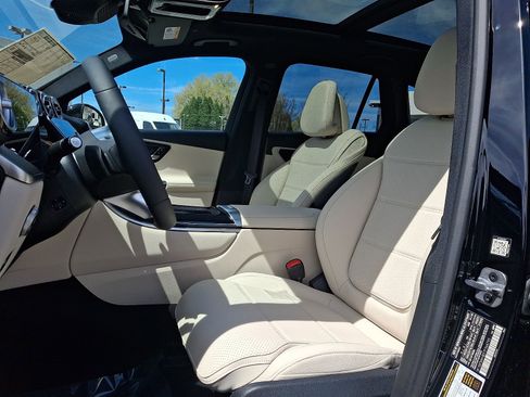 New 2026 Mercedes-Benz GLC 300 4MATIC image 9