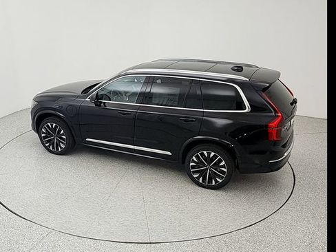 New 2026 Volvo XC90 T8 Plus w/ Protection Package AWD/4WD image 40