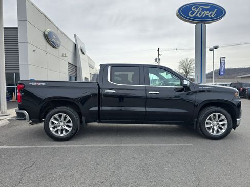 Used 2019 Chevrolet Silverado 1500 LTZ w/ LTZ Plus Package AWD/4WD image 2
