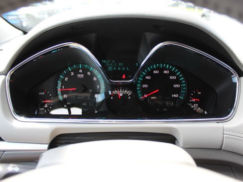 Used 2016 Chevrolet Traverse LT FWD image 27