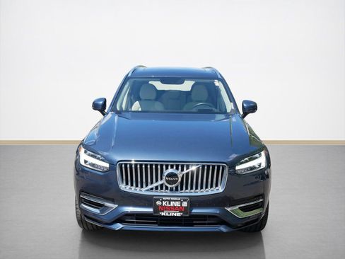 Used 2022 Volvo XC90 T8 Inscription w/ Advanced Package AWD/4WD image 8