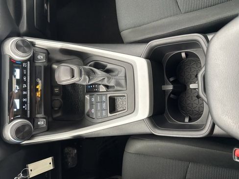 Used 2023 Toyota RAV4 LE image 18