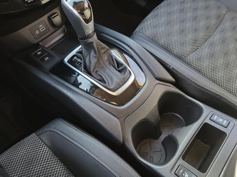 Certified 2022 Nissan Rogue Sport SV w/ Technology Package image 28