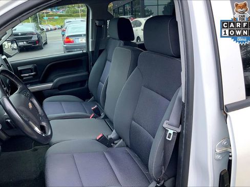 Used 2017 Chevrolet Silverado 1500 LT image 32