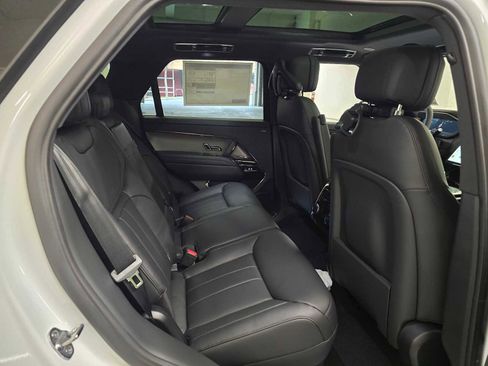 New 2026 Land Rover Range Rover Sport SE image 13