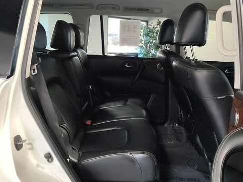 Used 2017 Nissan Armada SL w/ Interior Lighting Package AWD/4WD image 11