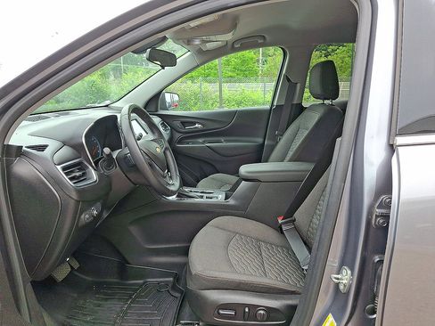 Certified 2018 Chevrolet Equinox LT AWD/4WD image 11