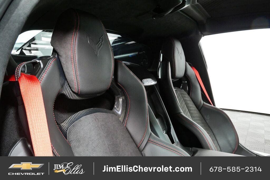Used 2027 Chevrolet Corvette ZR1 w/ ZR1 Carbon Fiber Aero Package RWD image 18