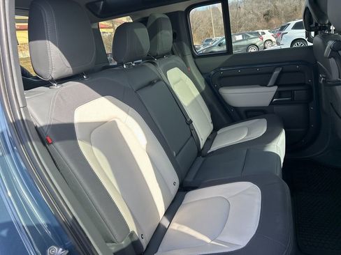 Used 2024 Land Rover Defender 110 X-Dynamic SE image 46