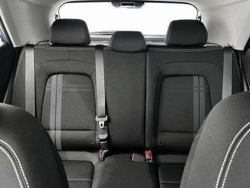 New 2025 Hyundai Venue SEL FWD image 16