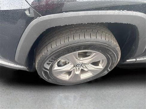 Used 2023 Toyota RAV4 XLE image 74