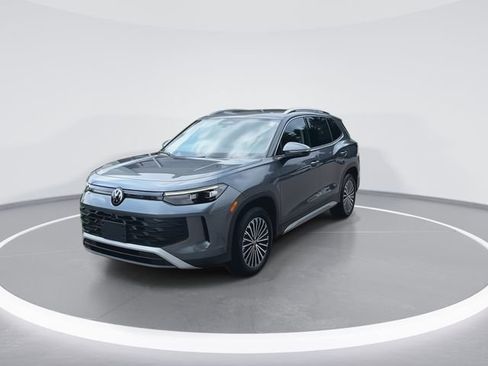 New 2025 Volkswagen Tiguan S image 4