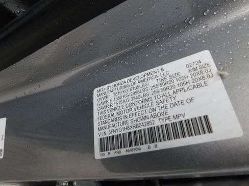 Used 2024 Honda Pilot Elite image 9