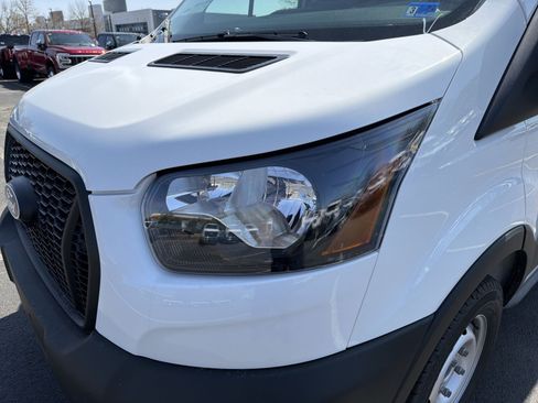 New 2026 Ford Transit 250 148 Medium Roof w/ Load Area Protection Package RWD image 13
