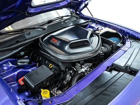 Used 2016 Dodge Challenger R/T Scat Pack RWD image 33