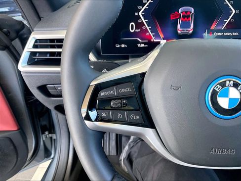 Certified 2025 BMW i4 eDrive40 RWD image 21