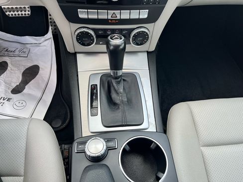 Used 2012 Mercedes-Benz C 300 4MATIC Sedan image 24