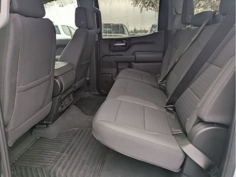 Certified 2025 Chevrolet Silverado 1500 Custom image 14