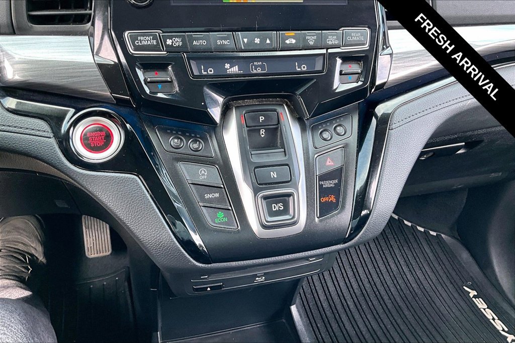 Used 2023 Honda Odyssey Elite image 16