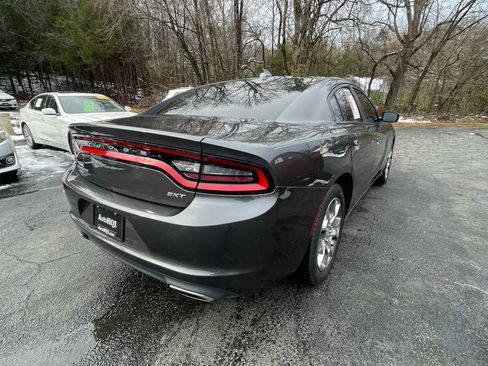 Used 2016 Dodge Charger SXT image 8