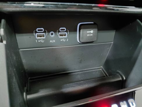 Certified 2025 Jeep Grand Cherokee Laredo X image 30