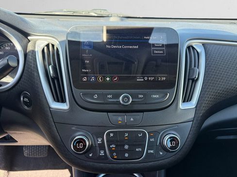 Used 2024 Chevrolet Malibu LT FWD image 8