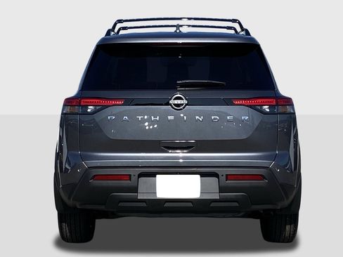 New 2025 Nissan Pathfinder SV image 3