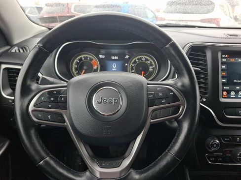 Used 2021 Jeep Cherokee Latitude Lux w/ Comfort/Convenience Group image 19