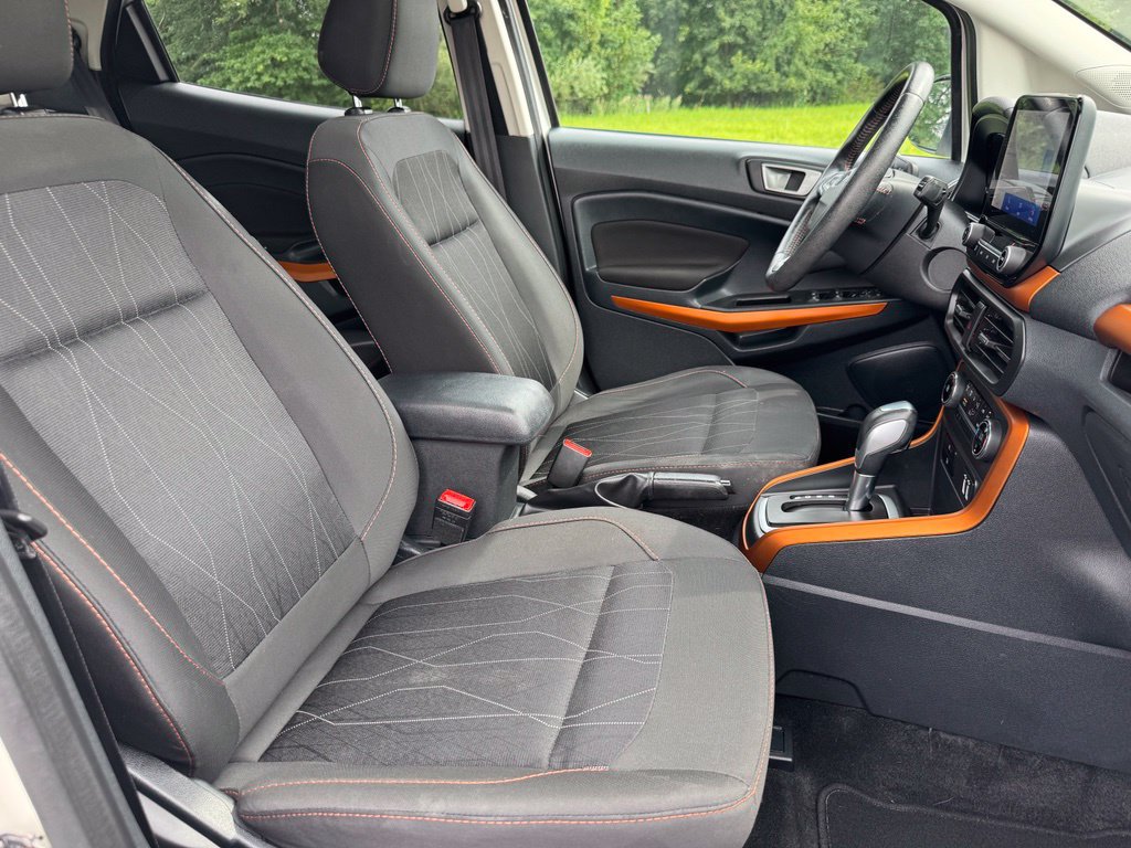 Used 2022 Ford EcoSport SE w/ SE Appearance Package AWD/4WD image 18