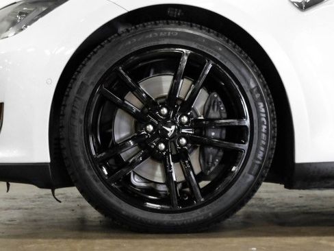 Used 2015 Tesla Model S 85D image 49