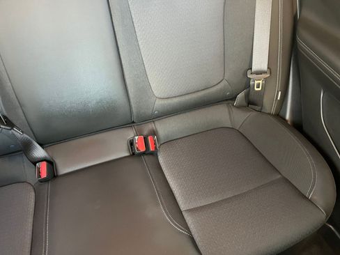 Used 2025 Buick Encore GX Preferred image 37