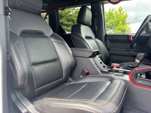 Used 2024 Ford Bronco Badlands AWD/4WD image 26