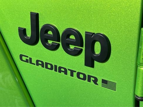 New 2025 Jeep Gladiator Sport image 8