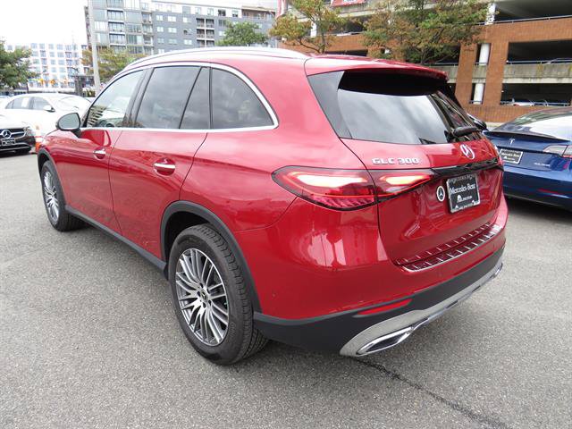 Certified 2024 Mercedes-Benz GLC 300 4MATIC image 2