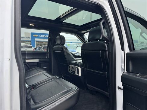 Used 2018 Ford F150 Lariat image 11
