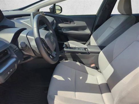 Used 2024 Toyota Prius LE FWD image 15