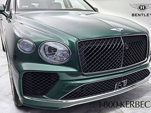 New 2025 Bentley Bentayga Extended Wheelbase image 9