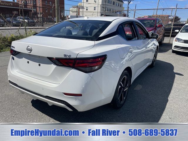 Used 2024 Nissan Sentra SV FWD image 8