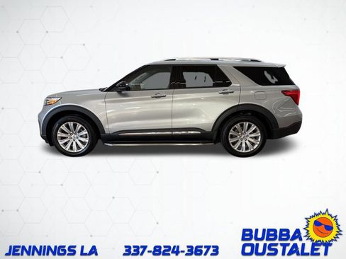 Used 2023 Ford Explorer Limited w/ Limited Technology Package image 3