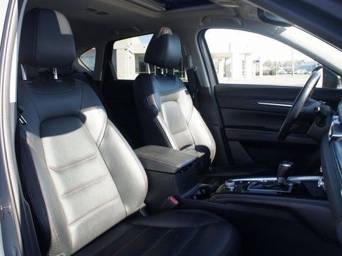 Used 2024 MAZDA CX-5 Carbon Edition image 24