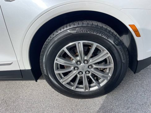 Used 2018 Cadillac XT5 Luxury w/ Driver Awareness Package AWD/4WD image 30