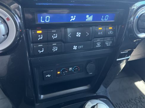 Used 2020 Toyota 4Runner Nightshade AWD/4WD image 33