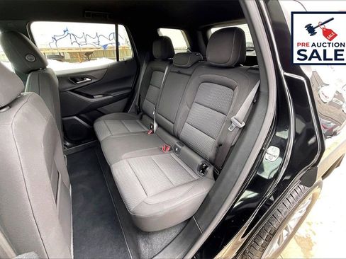 Used 2025 Chevrolet Equinox LT image 25