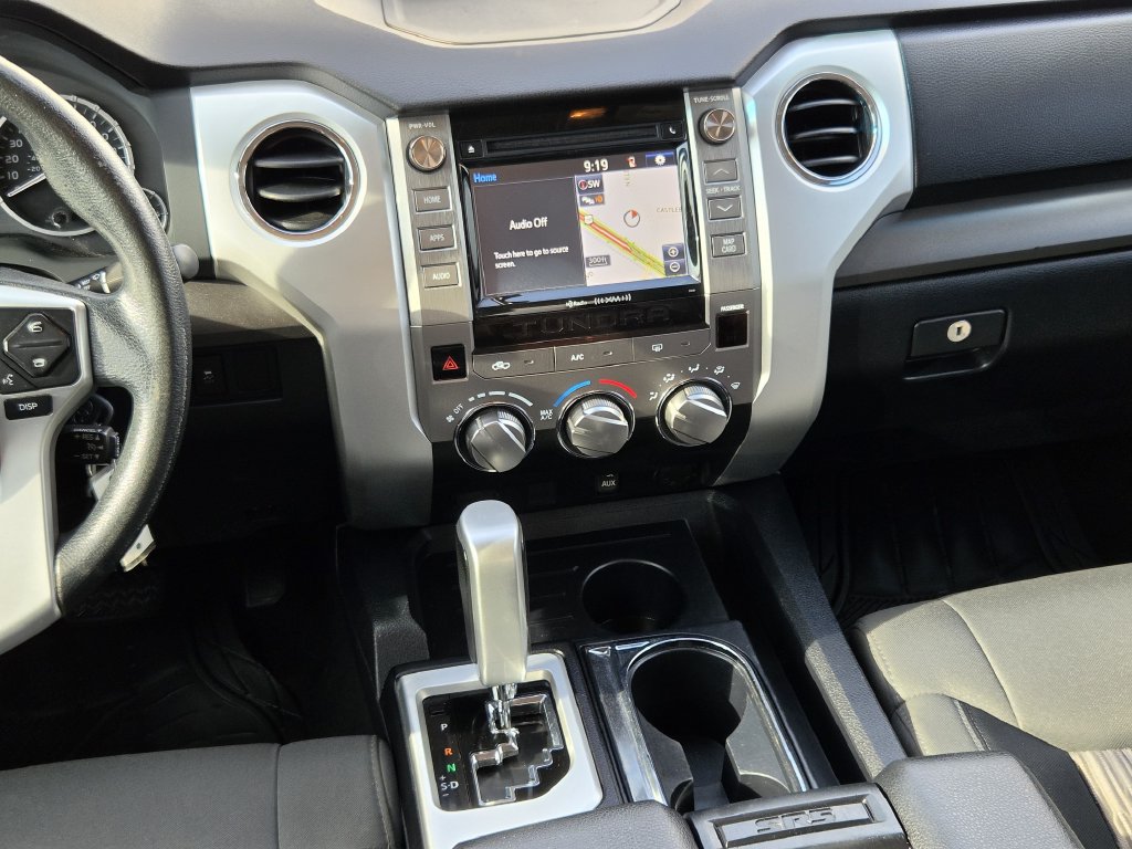 Used 2017 Toyota Tundra SR5 w/ SR5 Upgrade Package RWD image 16