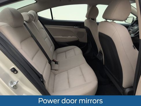 Used 2017 Hyundai Elantra SE FWD image 14
