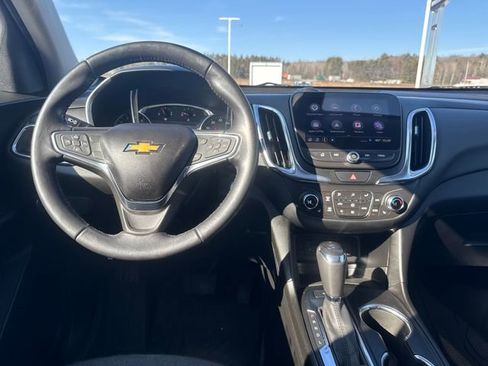 Used 2019 Chevrolet Equinox LT w/ Sun & Navigation Package image 14